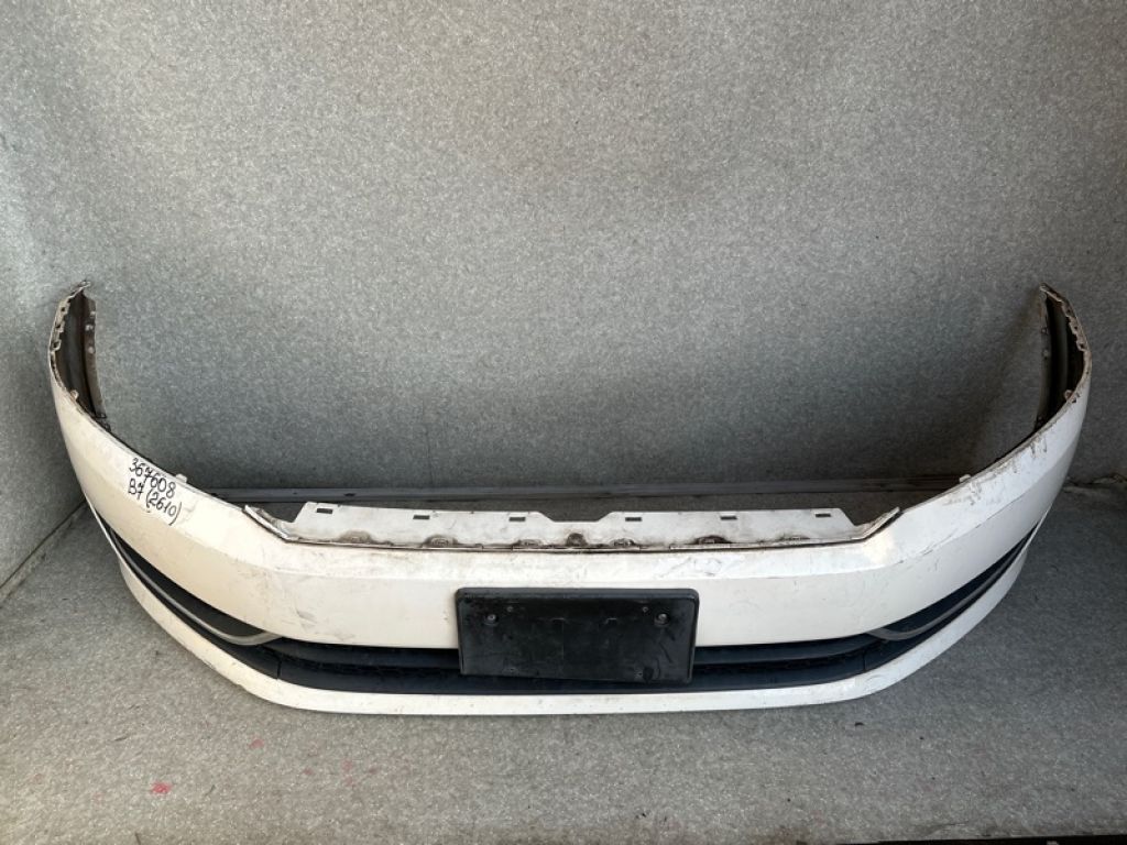 Бампер передній VOLKSWAGEN PASSAT B7 11-15 - Фото 5