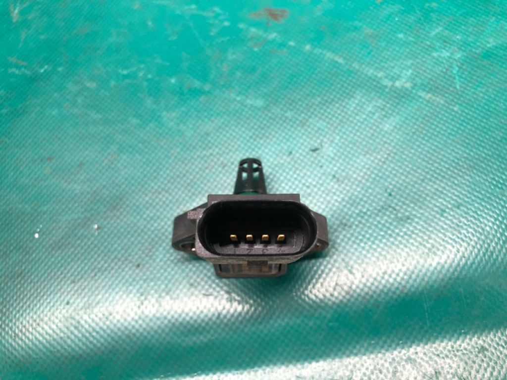 038 906 051 E | Датчик абсолютного давления (MAP sensor) AUDI Q5 08-16 - Фото 4