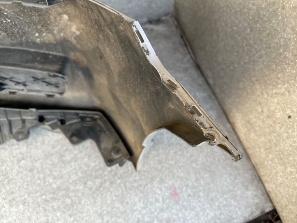 Бампер передній HONDA CIVIC 4D 06-11 - Фото 9