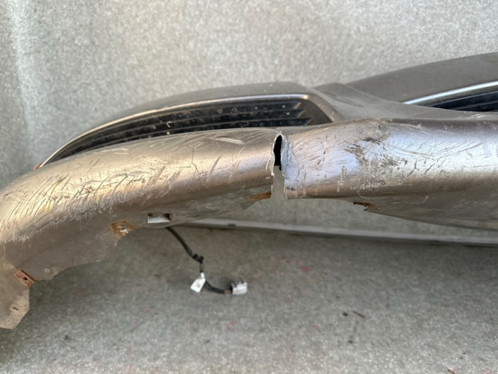 Бампер передній SUZUKI KIZASHI 09-14 - Фото 8