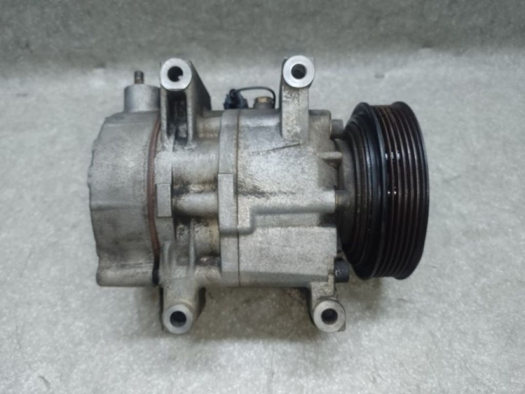 92600AU01A | Компресор кондиціонера NISSAN X-TRAIL T30 01-07 - Фото 3