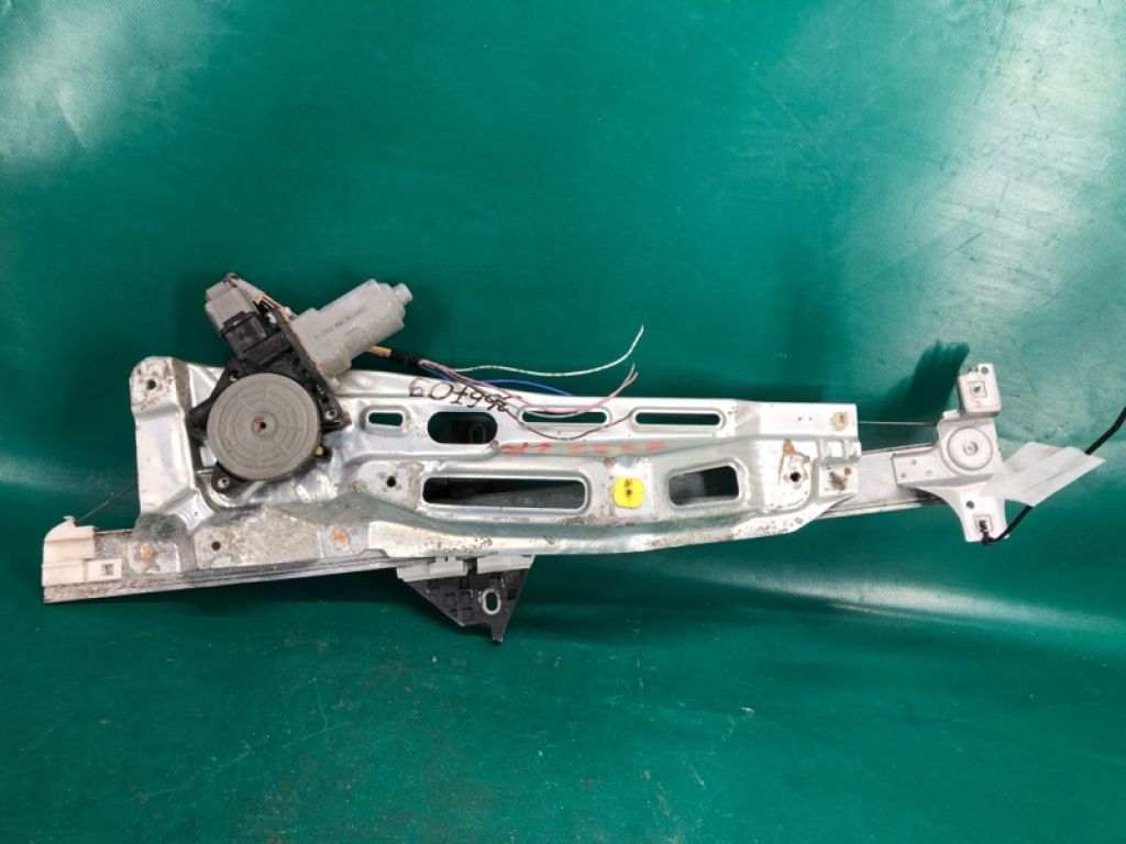 72210-STX-A01 | Стеклоподъемник передн. прав. ACURA MDX (YD2) 06-13