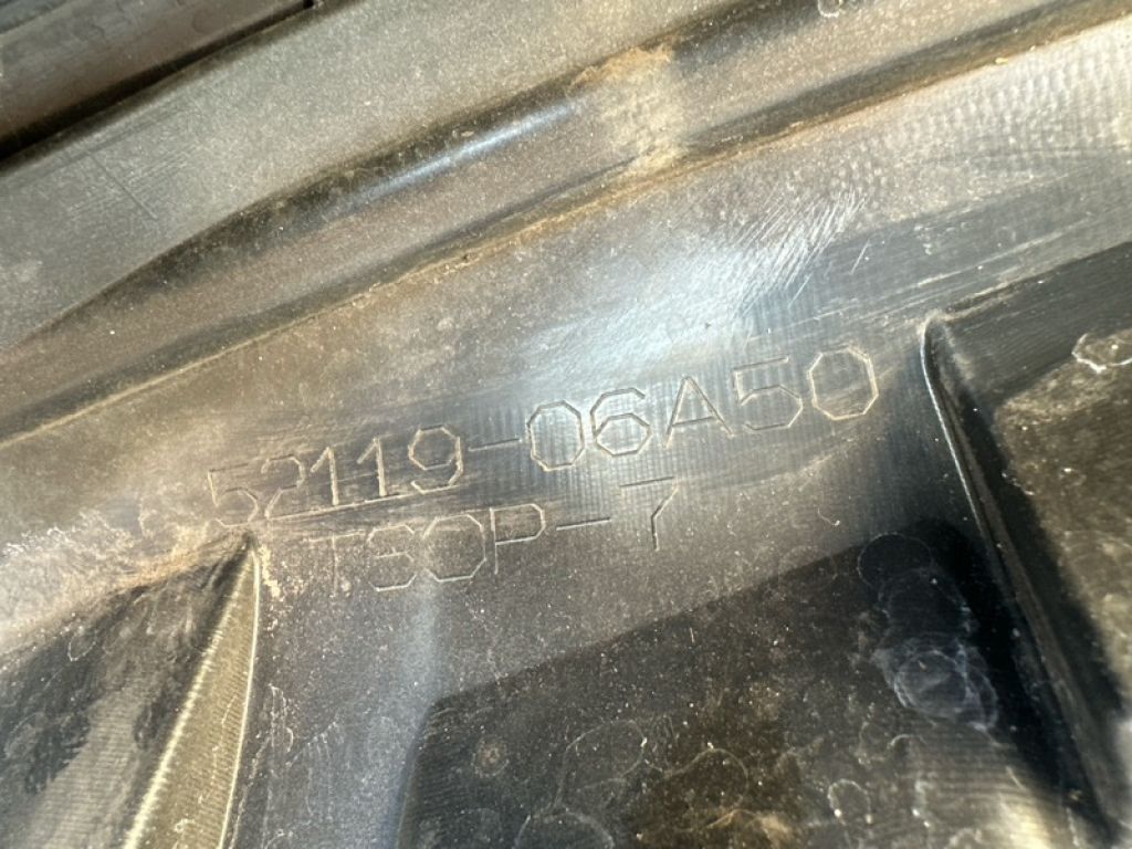 Бампер передній TOYOTA CAMRY 55 14-17 - Фото 13