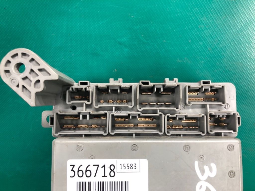 38200-STX-A02 | Блок запобіжників ACURA MDX (YD2) 06-13 - Фото 2