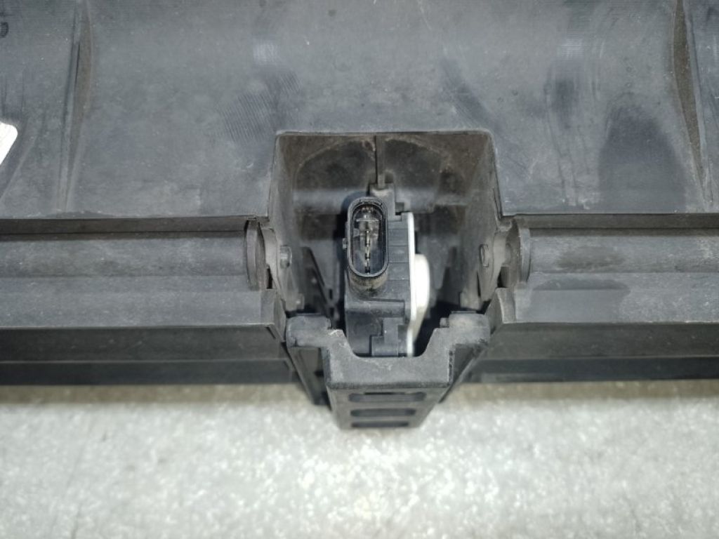 68302662AA | Жалюзі радіатора CHRYSLER 200 14-16 - Фото 4