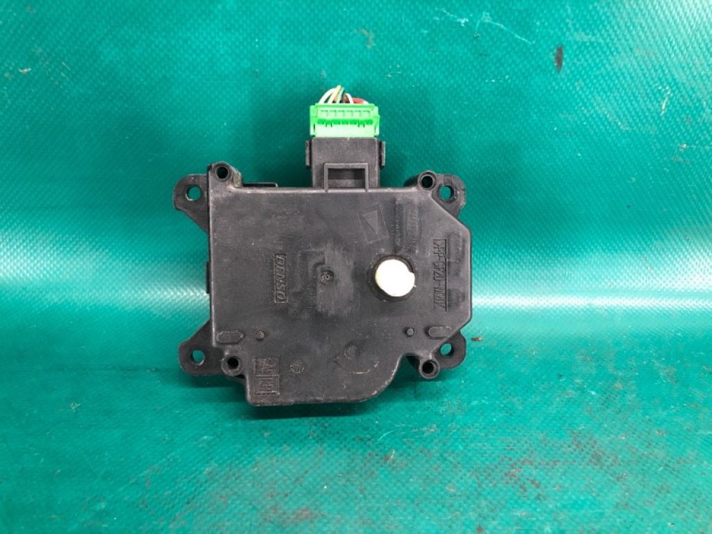 79350-STX-A01 | Моторчик заслінки пічки ACURA MDX (YD2) 06-13 - Фото 3