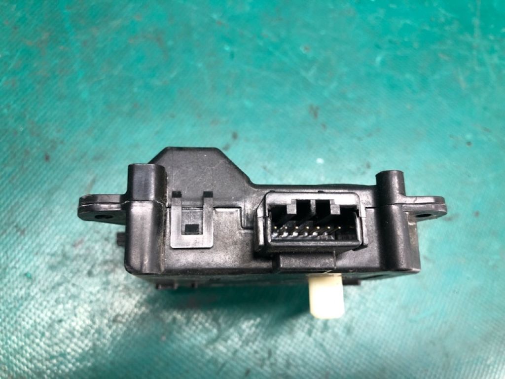 79350-STX-A01 | Моторчик заслінки пічки ACURA MDX (YD2) 06-13 - Фото 4