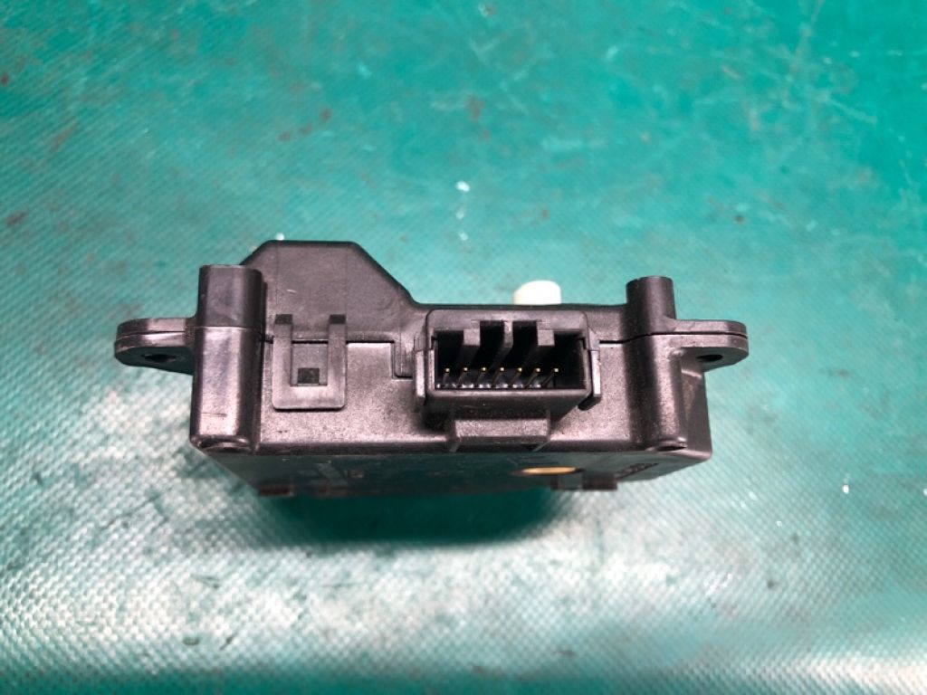 79140-SHJ-A01 | Моторчик заслінки пічки ACURA MDX (YD2) 06-13 - Фото 4