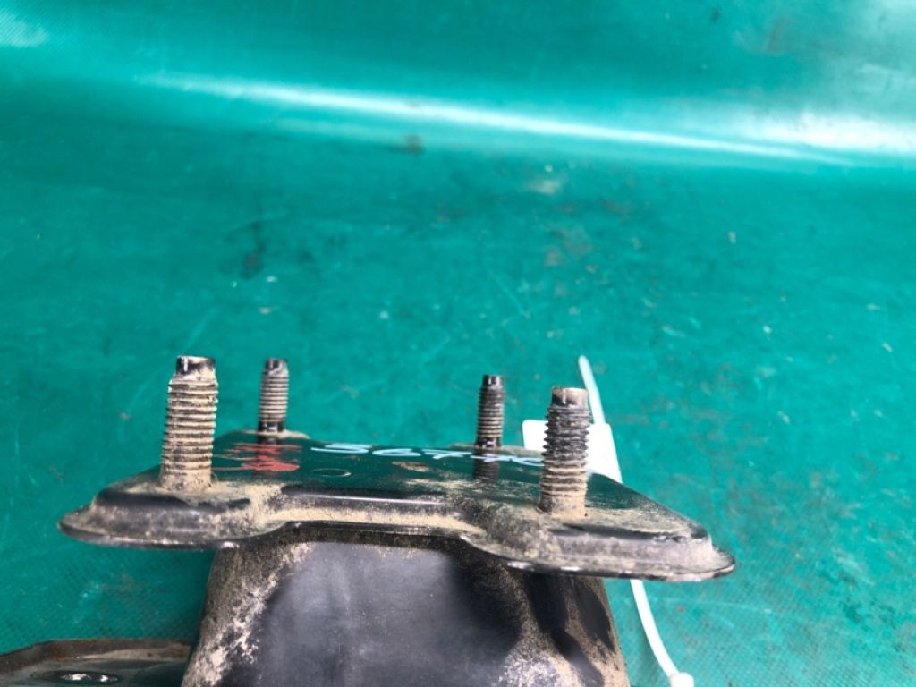 85210-CG000 | Кронштейн підсилювача заднього бампера прав. INFINITI FX S50 03-08 - Фото 4