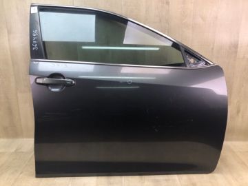 Двері передн. прав. TOYOTA CAMRY 50 12-15