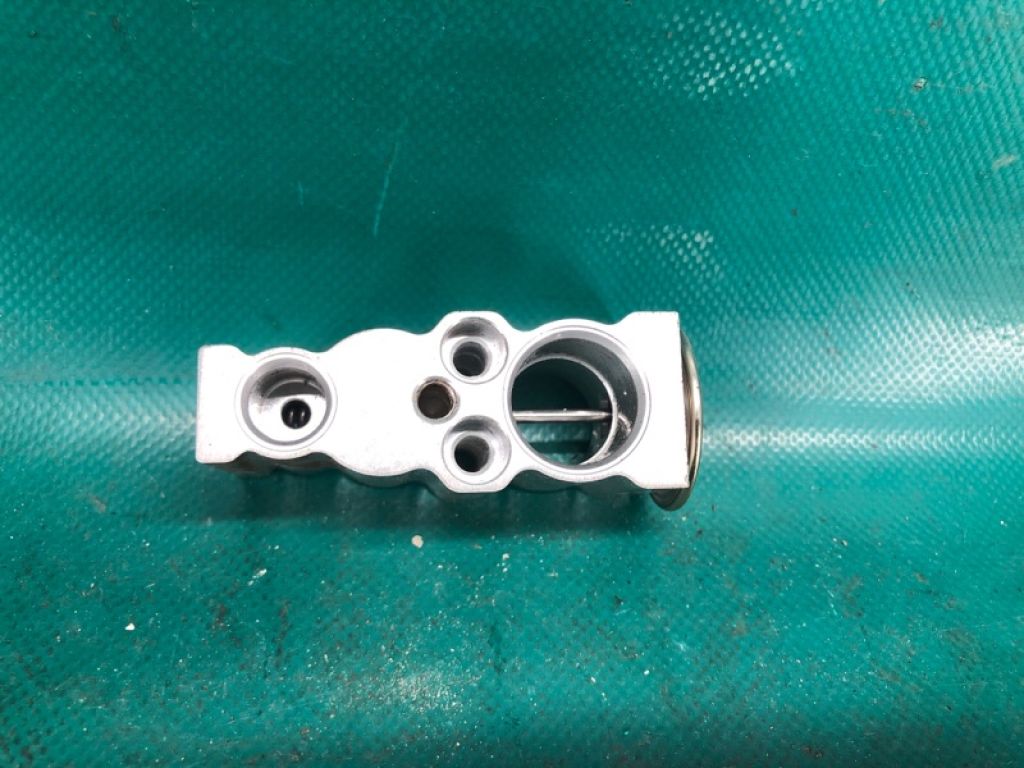 88515-52130 | Клапан кондиціонера LEXUS NX 14-21 - Фото 3