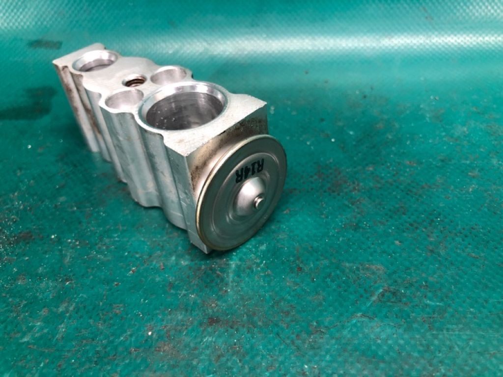 88515-52130 | Клапан кондиціонера LEXUS NX 14-21 - Фото 4