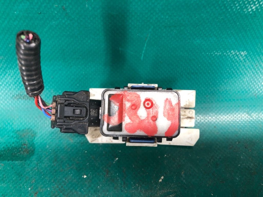 89341-33220-D1 | Датчик парктроніка LEXUS NX 14-21 - Фото 2