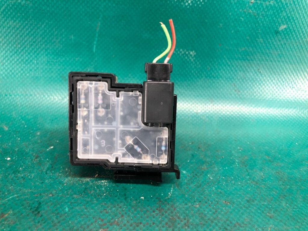 89235-33010 | Кнопка регулювання кермової колонки LEXUS NX 14-21 - Фото 4