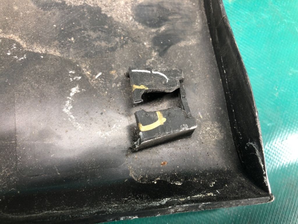 TD11-51-RB0H | Накладка двері передн. лів. MAZDA CX-9 06-16 - Фото 5