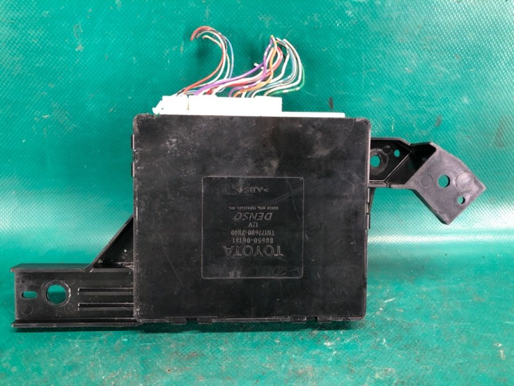 88650-06111 | Блок електронний TOYOTA CAMRY 40 06-11 - Фото 2