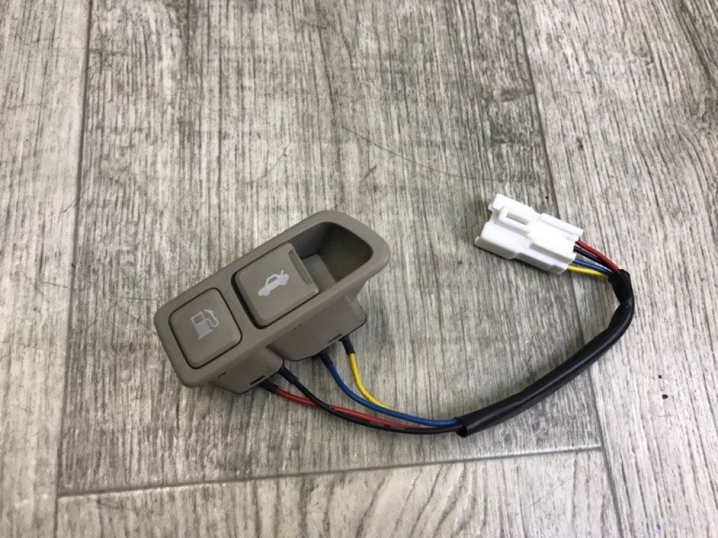 93555 2T000 UP | Кнопка открывания багажника внутренняя KIA OPTIMA TF 11-16