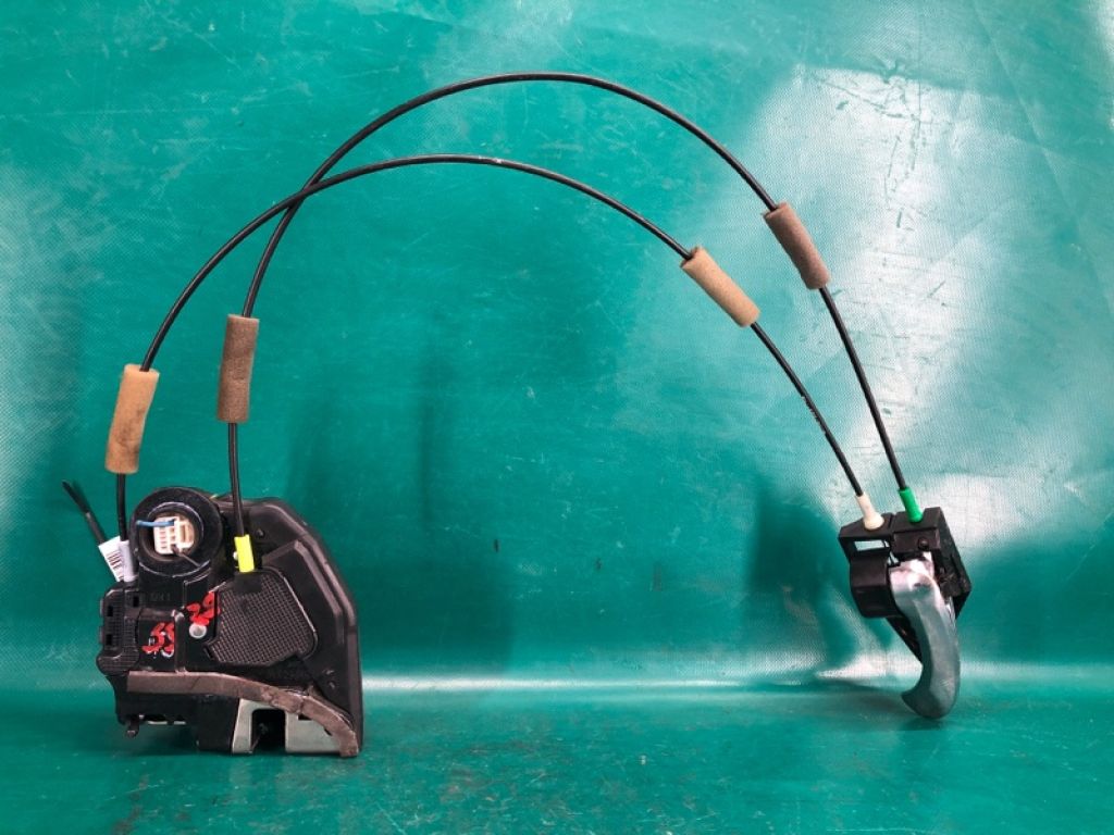 69050-06100 | Замок двері задн. прав. TOYOTA CAMRY 40 06-11 - Фото 3