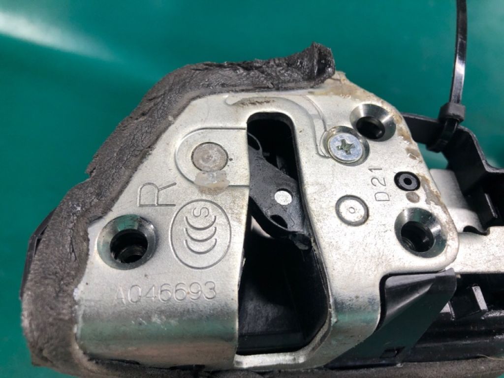 69050-06100 | Замок двері задн. прав. TOYOTA CAMRY 40 06-11 - Фото 7