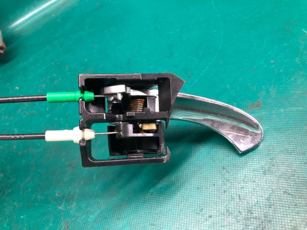 69060-06100 | Замок двері задн. лів. TOYOTA CAMRY 40 06-11 - Фото 5