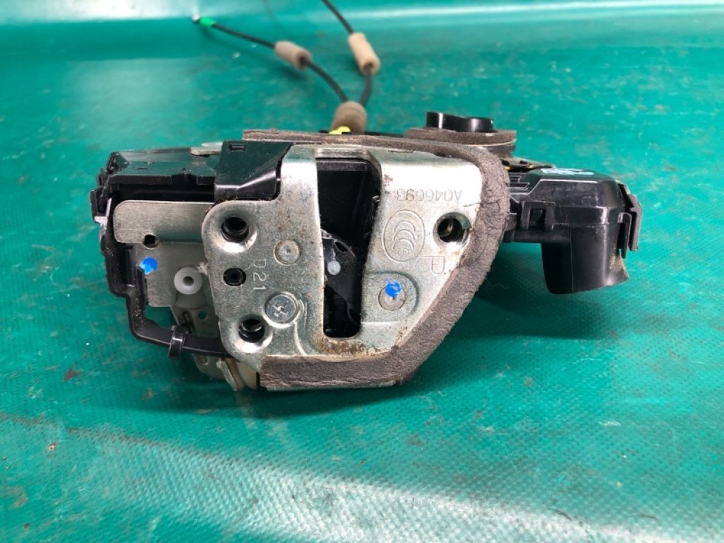 69030-06200 | Замок двері передн. прав. TOYOTA CAMRY 40 06-11 - Фото 5