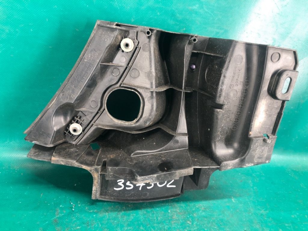 TD11-50-7S0D | Пластик под лобовое стекло / Жабо лев. MAZDA CX-9 06-16 - Фото 2