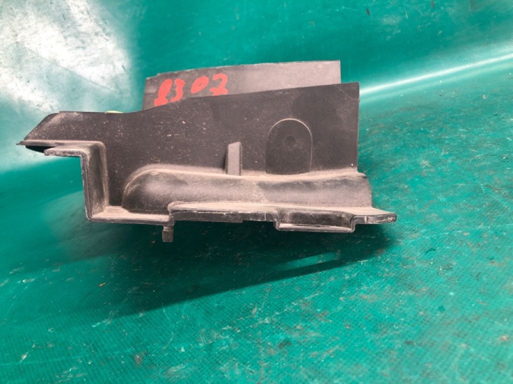 TD11-50-7R0E | Пластик под лобовое стекло / Жабо прав. MAZDA CX-9 06-16 - Фото 4