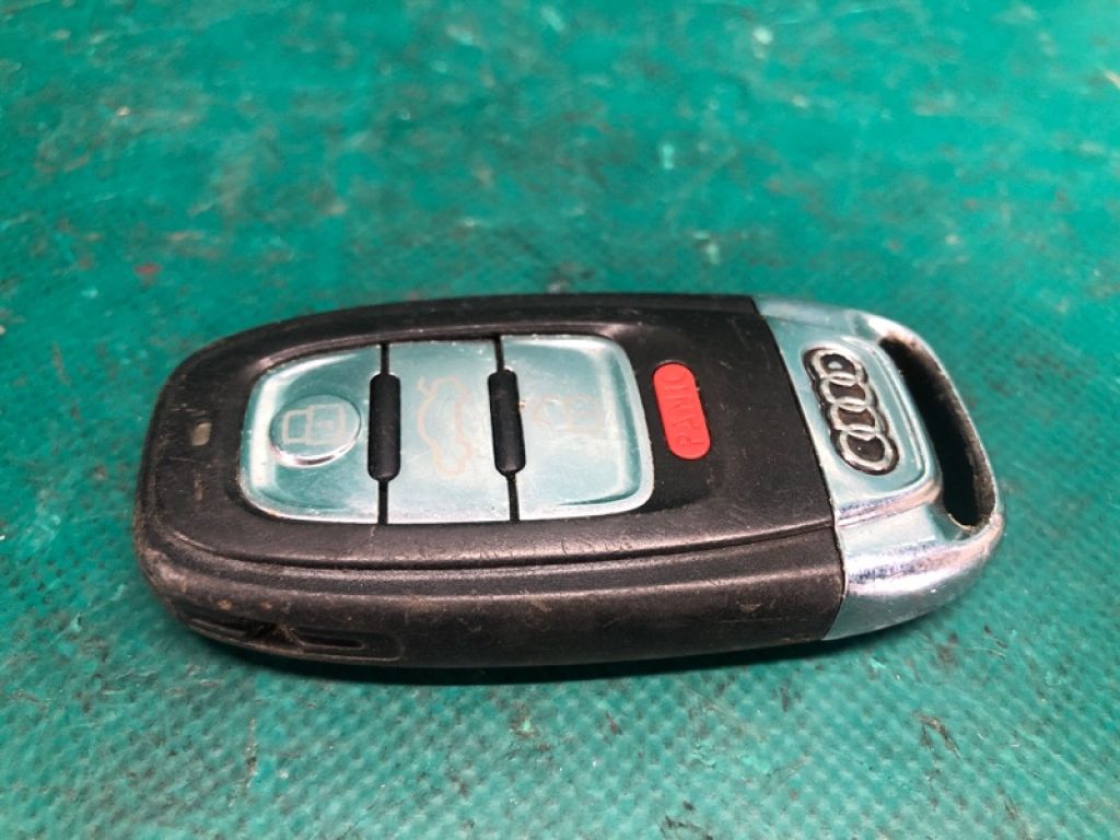 8K0 959 754 B TKE | Ключ зажигания AUDI Q5 08-16
