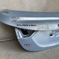 69200-3Y010 | Крышка багажника HYUNDAI ELANTRA MD 10-15 - Превью 4