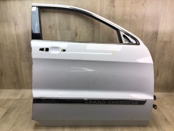 Двері передн. прав. JEEP GRAND CHEROKEE 11-22