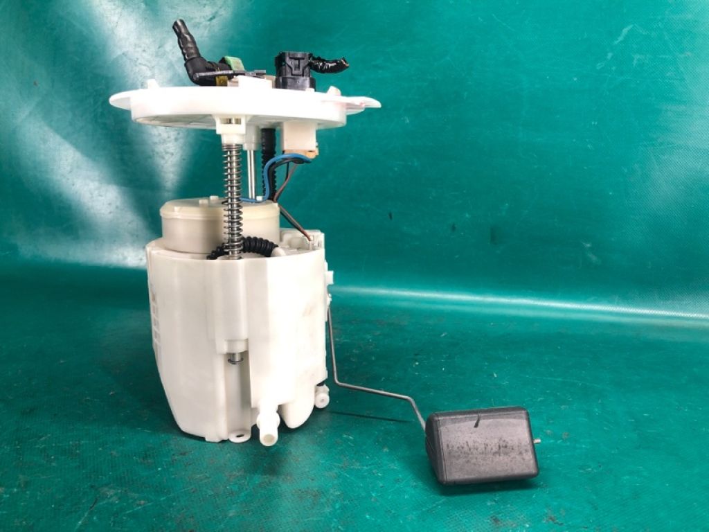 CY01-13-35XA | паливний насос MAZDA CX-9 06-16 - Фото 2