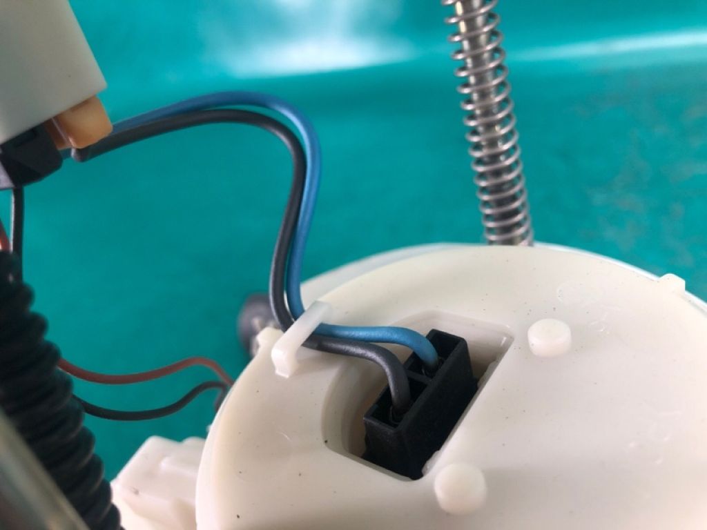 CY01-13-35XA | паливний насос MAZDA CX-9 06-16 - Фото 7