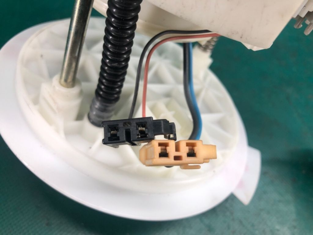 CY01-13-35XA | паливний насос MAZDA CX-9 06-16 - Фото 9