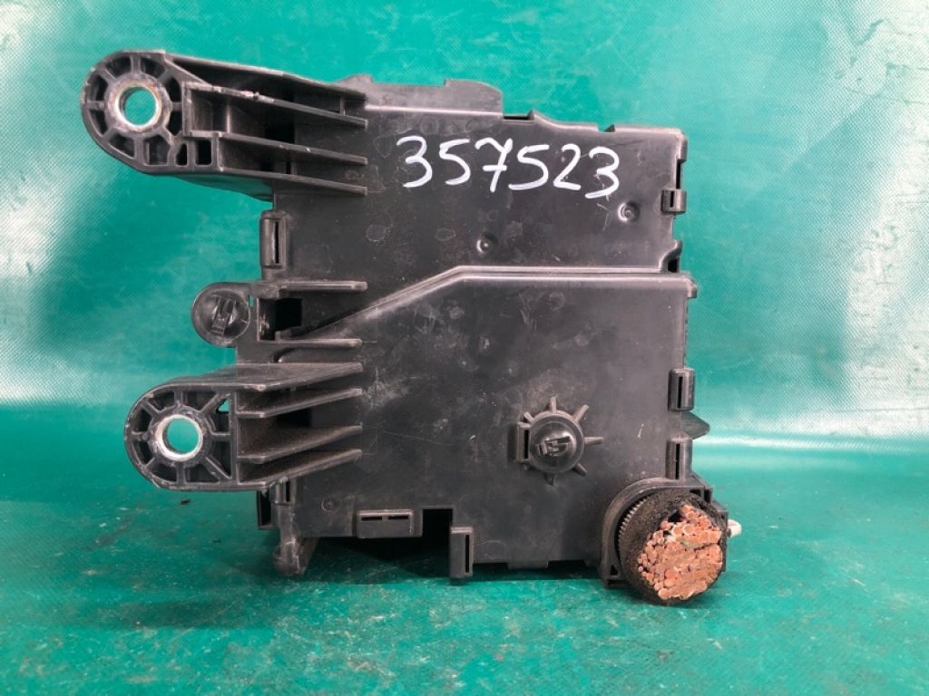 TD11-66-760A | Блок предохранителей моторный отсек MAZDA CX-9 06-16 - Фото 2