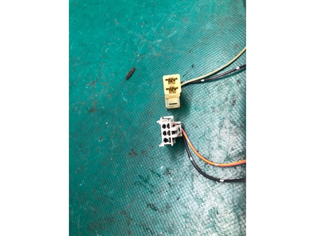 TD11-51-3F0F | Фонарь внутренний задн. прав. MAZDA CX-9 06-16 - Фото 5