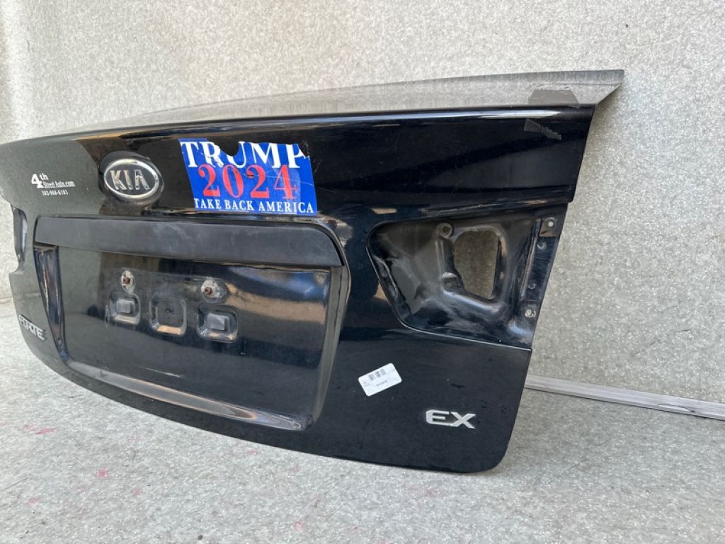 69200-1M060 | Крышка багажника KIA FORTE/CERATO TD 08-13 - Фото 5