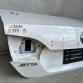 5C6 827 025 A | Крышка багажника VOLKSWAGEN JETTA USA 10-17 - Превью 4