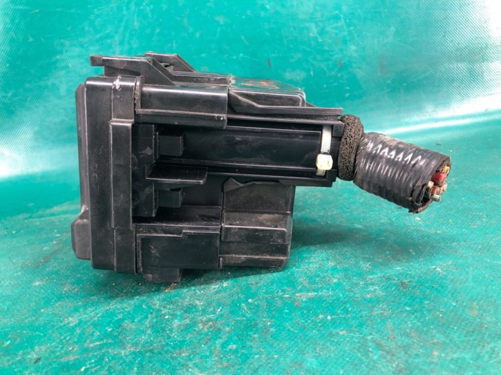 38247-STX-A01 | Блок предохранителей моторный отсек ACURA MDX (YD2) 06-13 - Фото 2