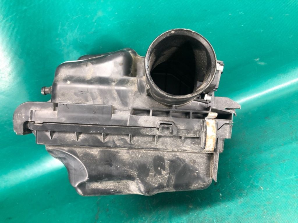 16500-1KC0C | Корпус повітряного фільтра NISSAN JUKE 10-19 - Фото 2