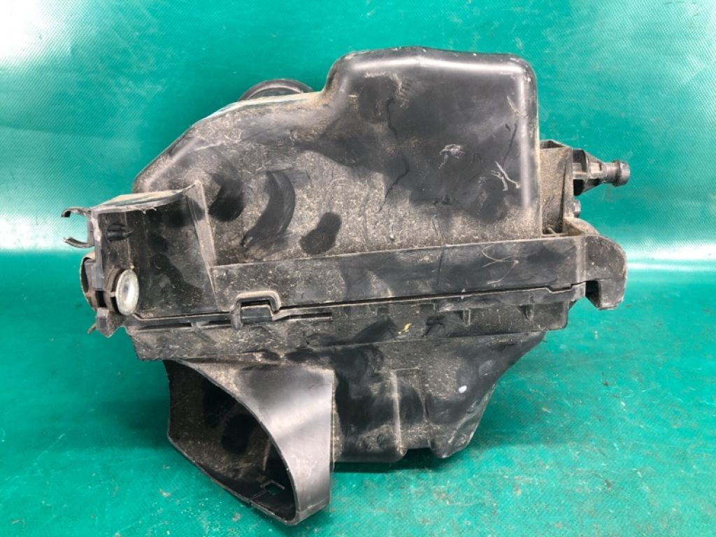 16500-1KC0C | Корпус повітряного фільтра NISSAN JUKE 10-19 - Фото 4