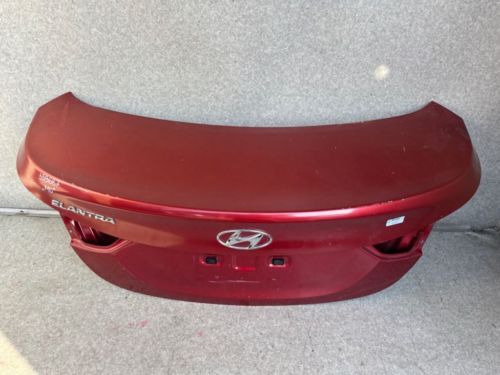 69200-3Y010 | Крышка багажника HYUNDAI ELANTRA MD 10-15 - Фото 3