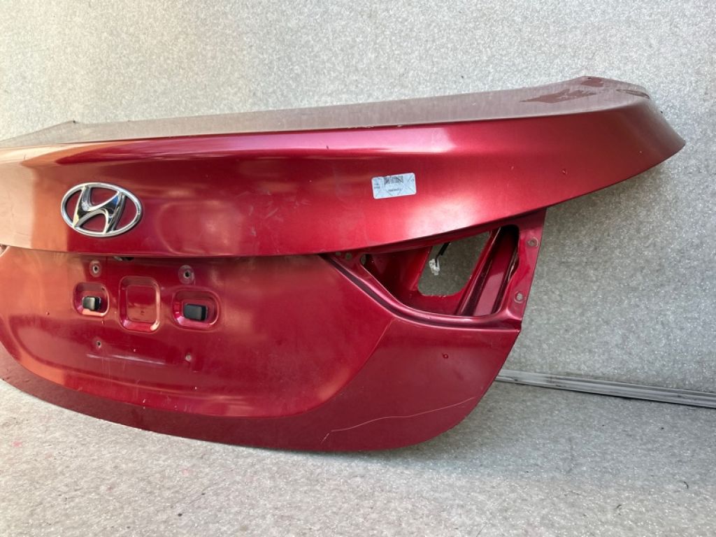 69200-3Y010 | Крышка багажника HYUNDAI ELANTRA MD 10-15 - Фото 5