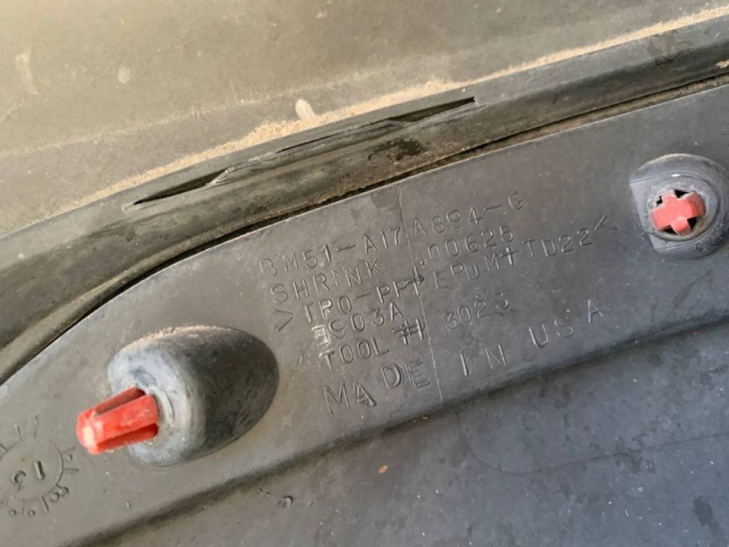 BM5Z-17K835-CBCP | Бампер задний FORD FOCUS 10-18 - Фото 11