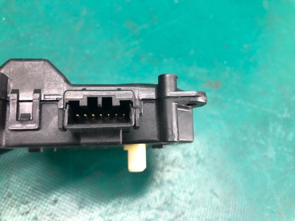 80224-STX-A01 | Моторчик заслонки печки задн. ACURA MDX (YD2) 06-13 - Фото 4