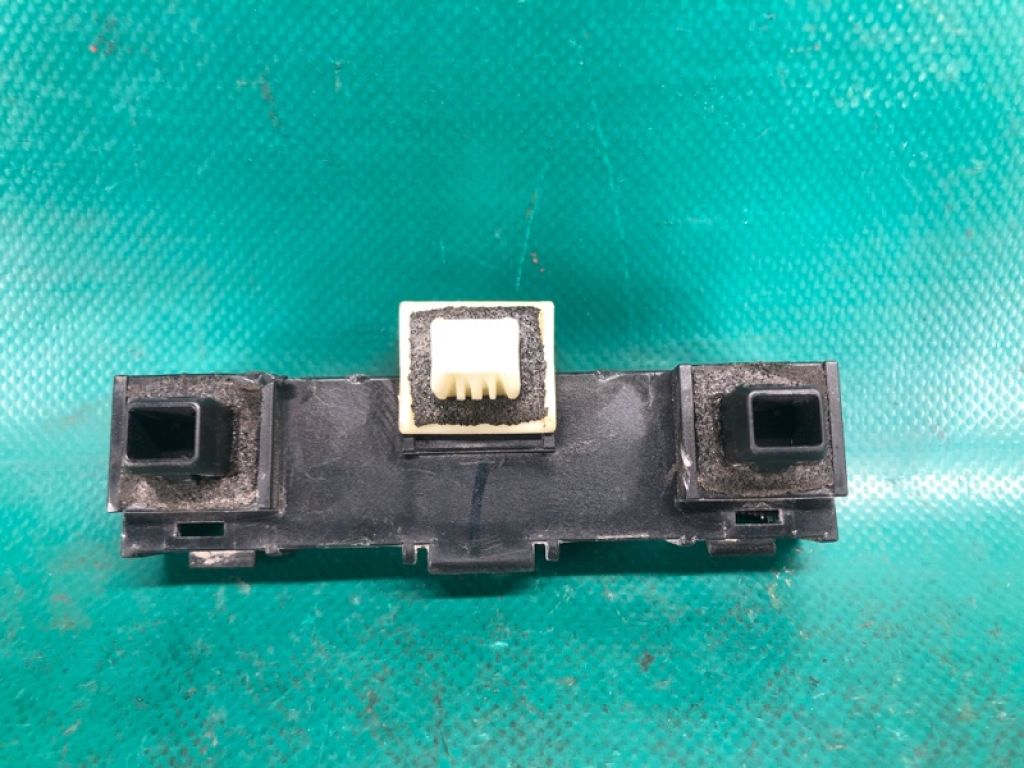 71593-STX-A00 | Кронштейн заднього бампера лів. ACURA MDX (YD2) 06-13