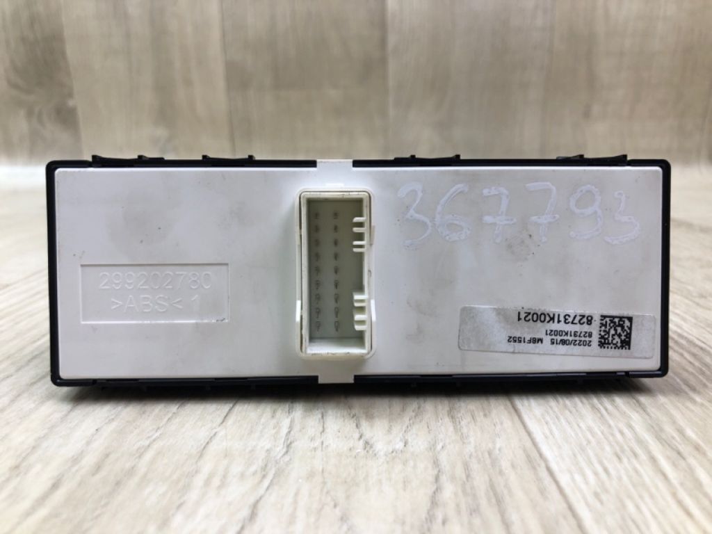 93571 K0105 | Блок управления стеклоподъемниками KIA SOUL SK3 19- - Фото 4