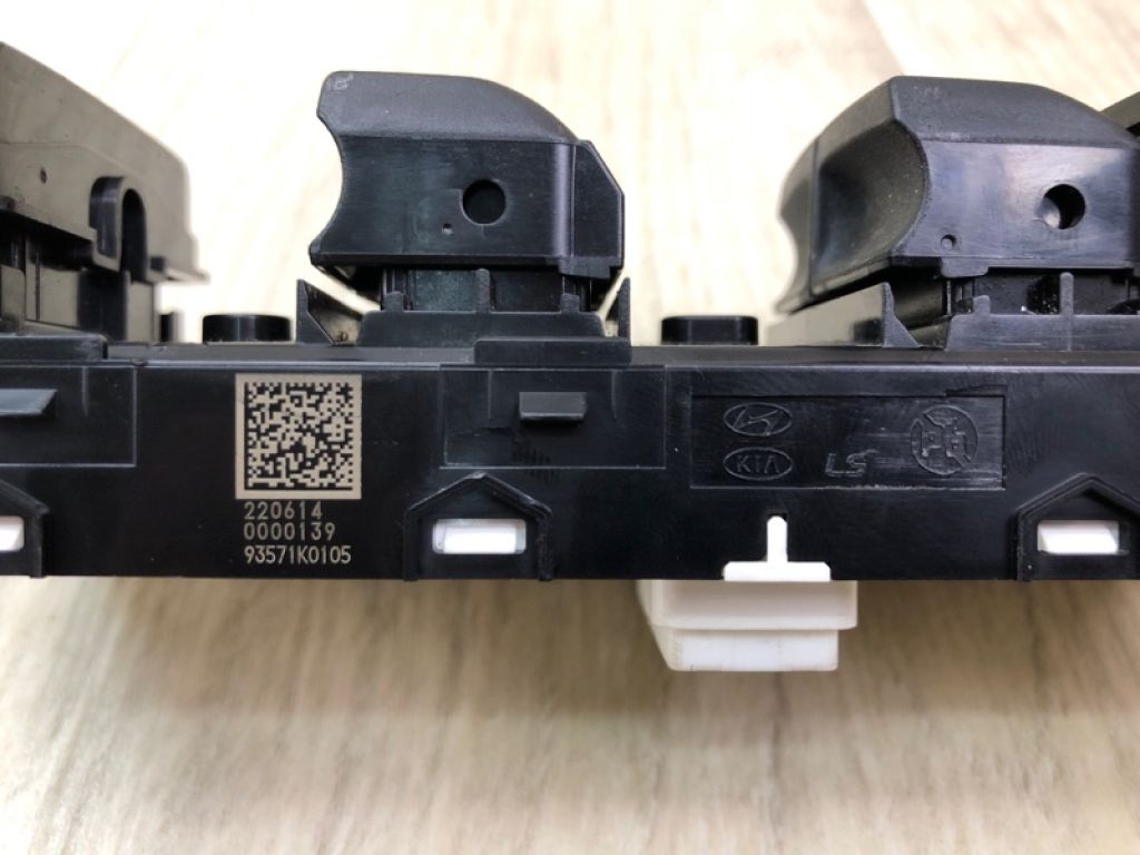 93571 K0105 | Блок управления стеклоподъемниками KIA SOUL SK3 19- - Фото 7