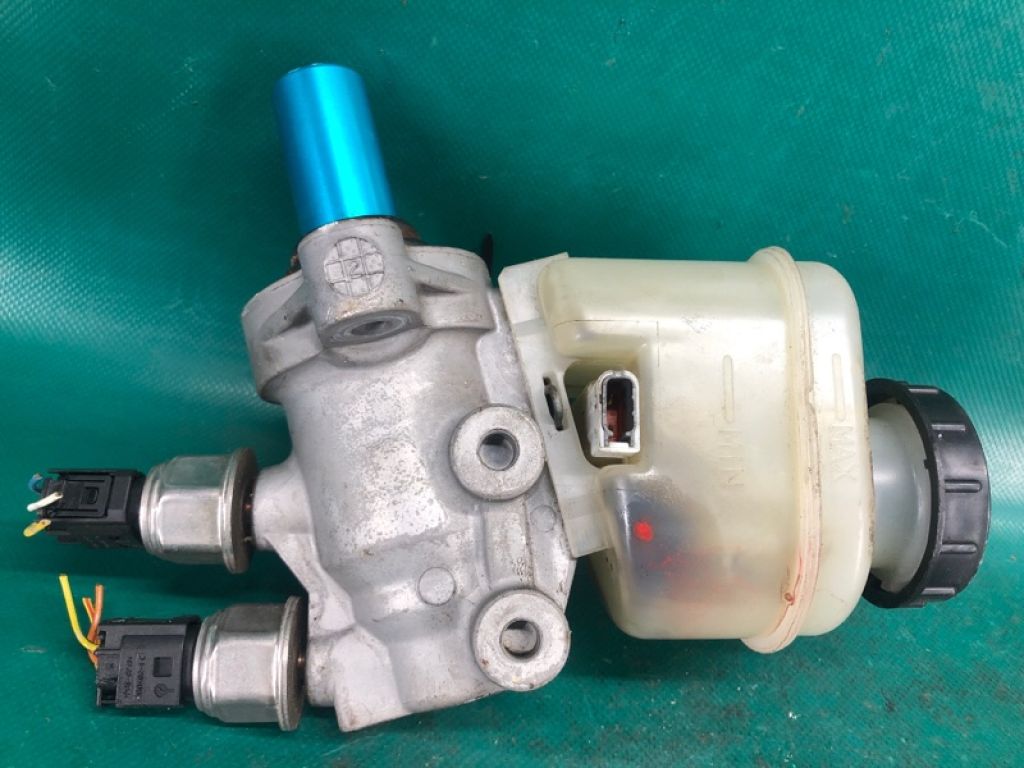 46010-CG010 | Головний гальмівний циліндр INFINITI FX S50 03-08 - Фото 3