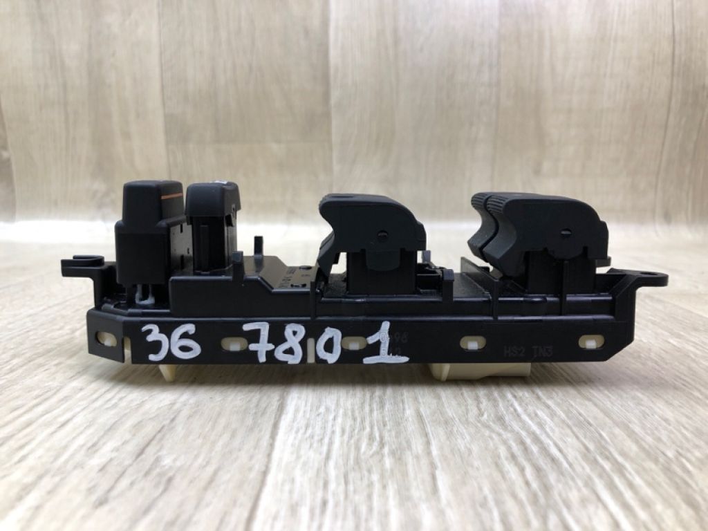 84040-06030 | Блок керування склопідіймачами TOYOTA CAMRY 40 06-11 - Фото 3