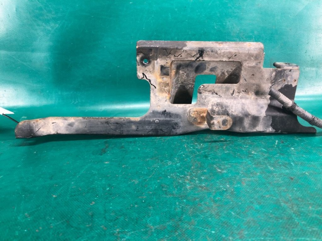 28452-CG000 | Кронштейн INFINITI FX S50 03-08 - Фото 4